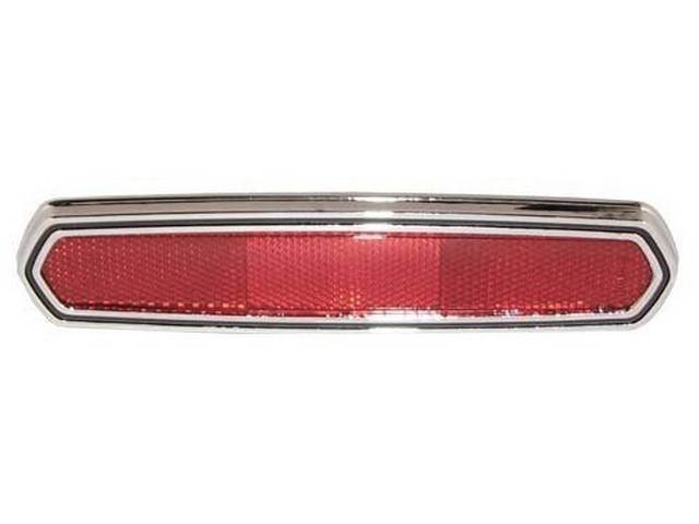 Rear Quarter Panel Side Reflector Assembly
