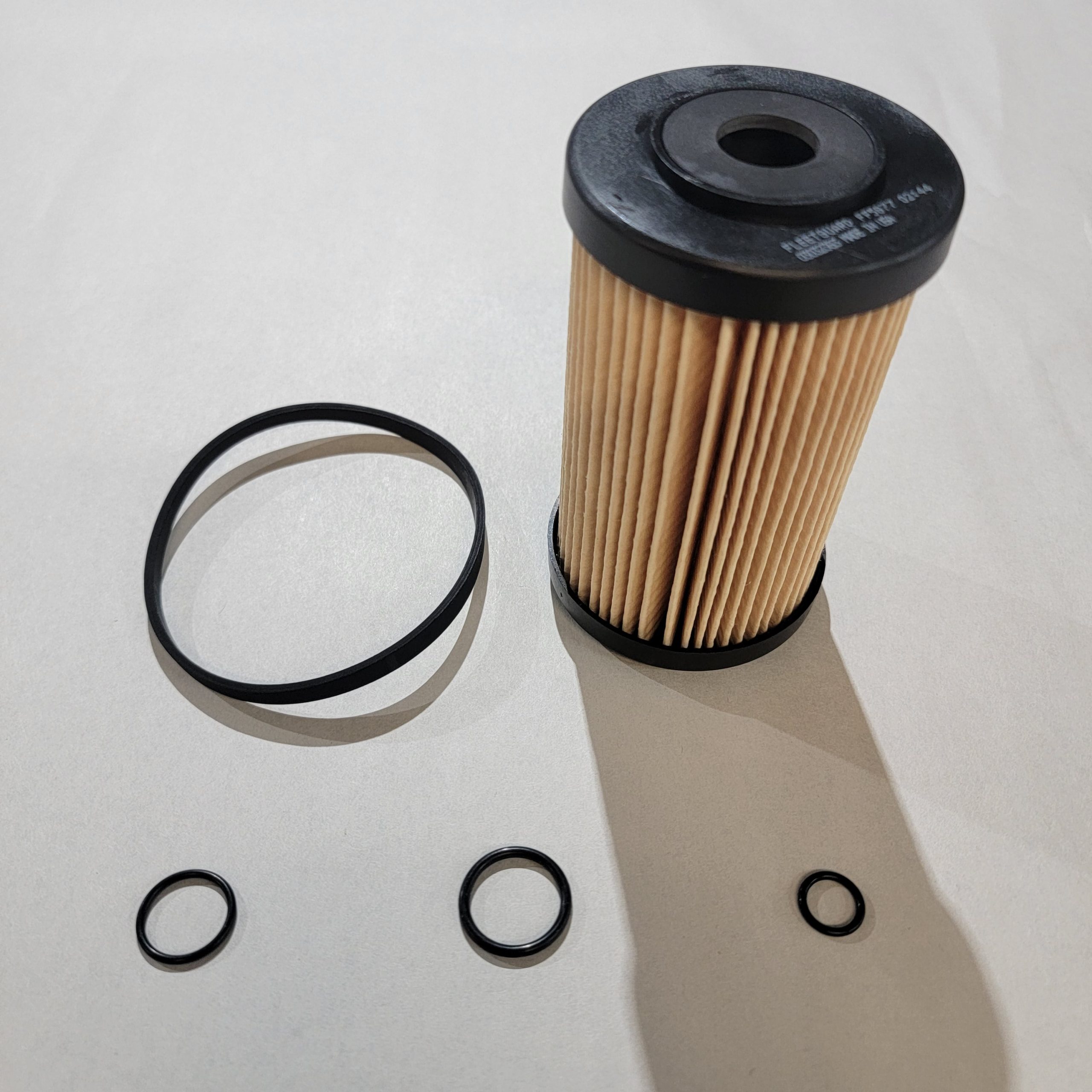 Fleetguard FF5877 Fuel Filter Replacement for Isuzu NPR