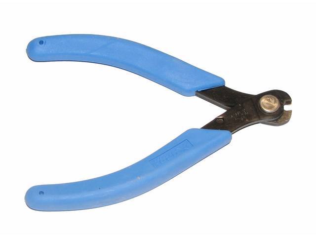 Hog Ring Cutting Tool