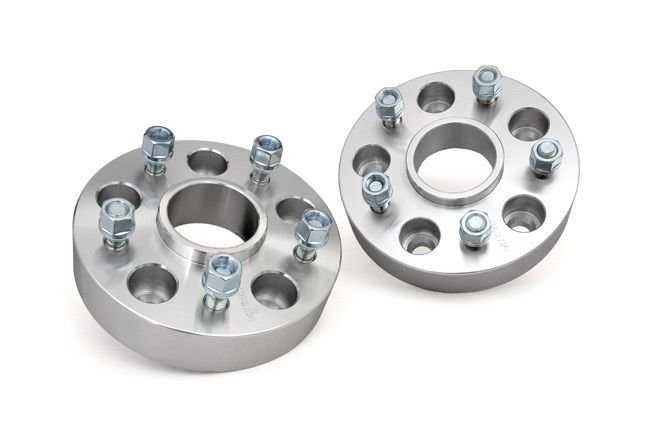Rough Country 1.5in Wheel Spacers for Jeep Vehicles with 5x5 Bolt Pattern